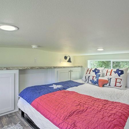 Cozy Mckinney Tiny Home With Porch And Fire Pit! Eksteriør bilde