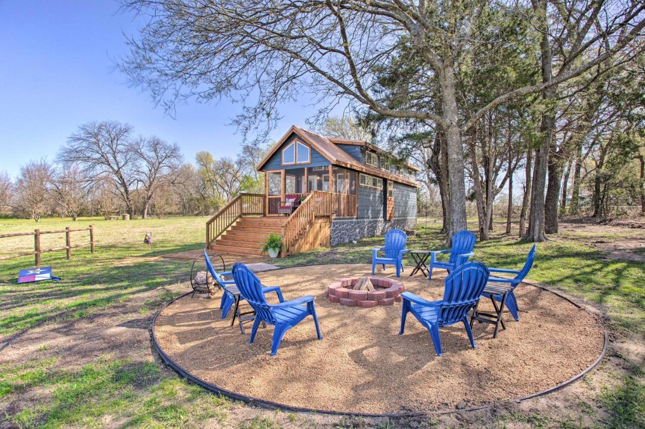 Cozy Mckinney Tiny Home With Porch And Fire Pit! Eksteriør bilde