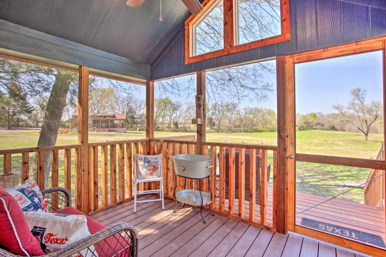 Cozy Mckinney Tiny Home With Porch And Fire Pit! Eksteriør bilde