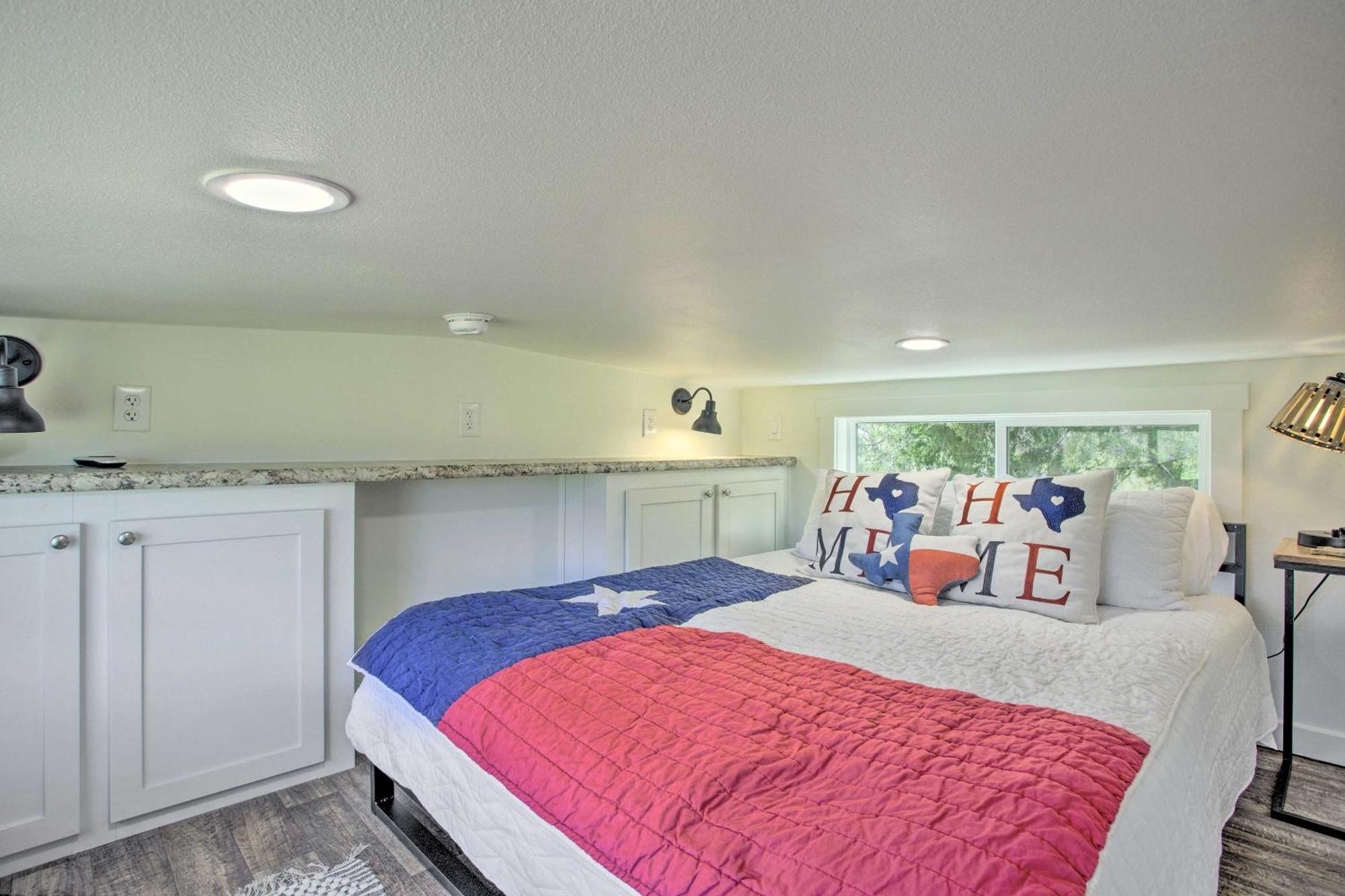 Cozy Mckinney Tiny Home With Porch And Fire Pit! Eksteriør bilde